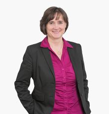 Anja Herder-Peyrounette – Geschäfts­führerin Netzmanagerin im Gesund­heits­wesen